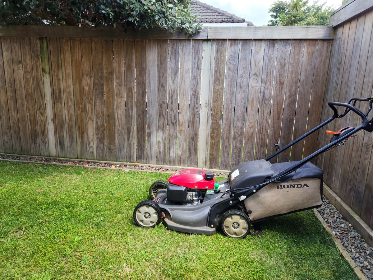 Lawn mowing service